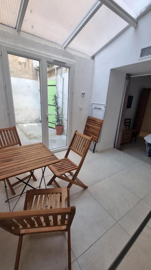 Appartement Calme Centre Ville A 80M Des Halles Narbonne Kültér fotó