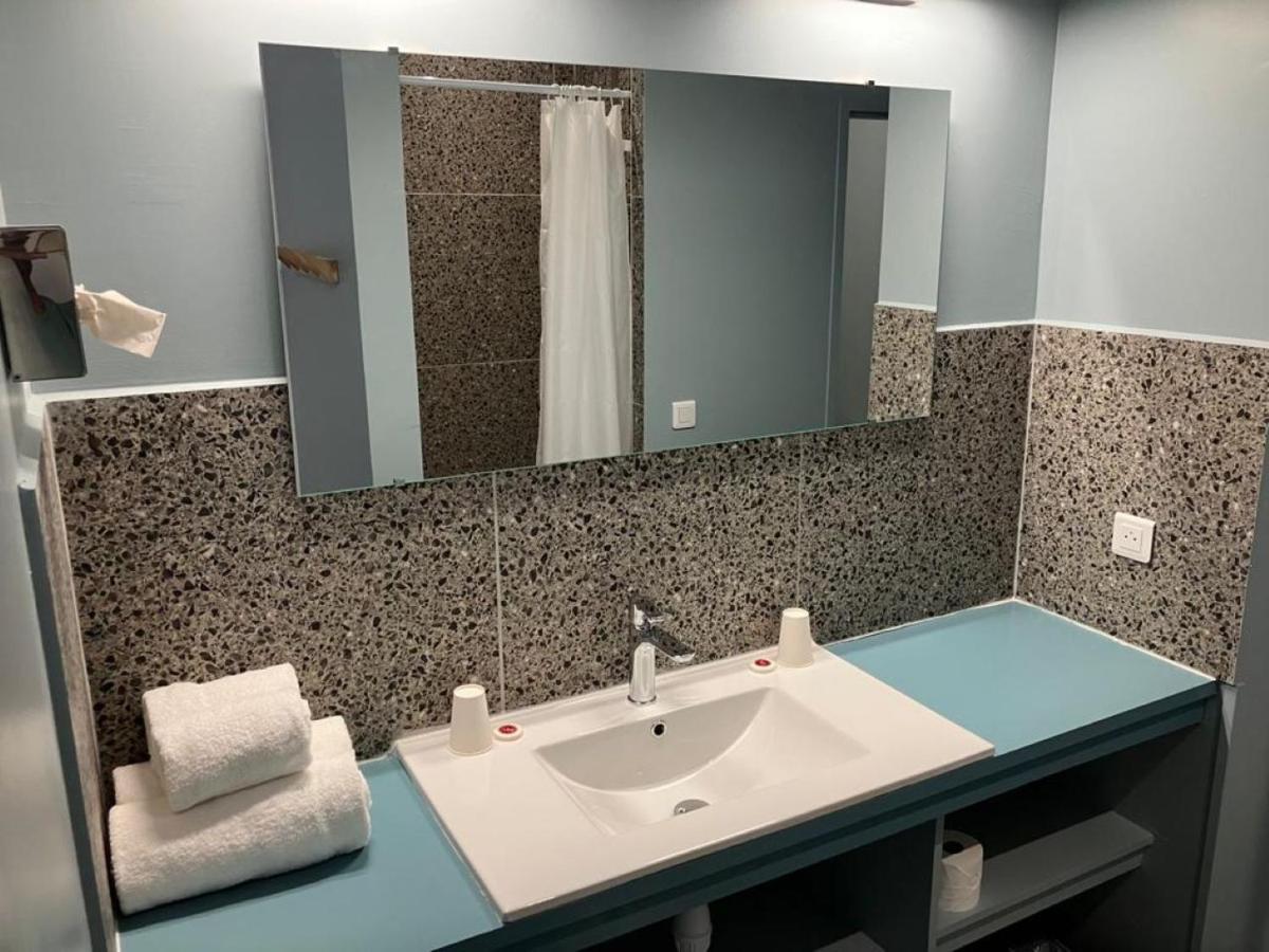 Appartement Calme Centre Ville A 80M Des Halles Narbonne Kültér fotó